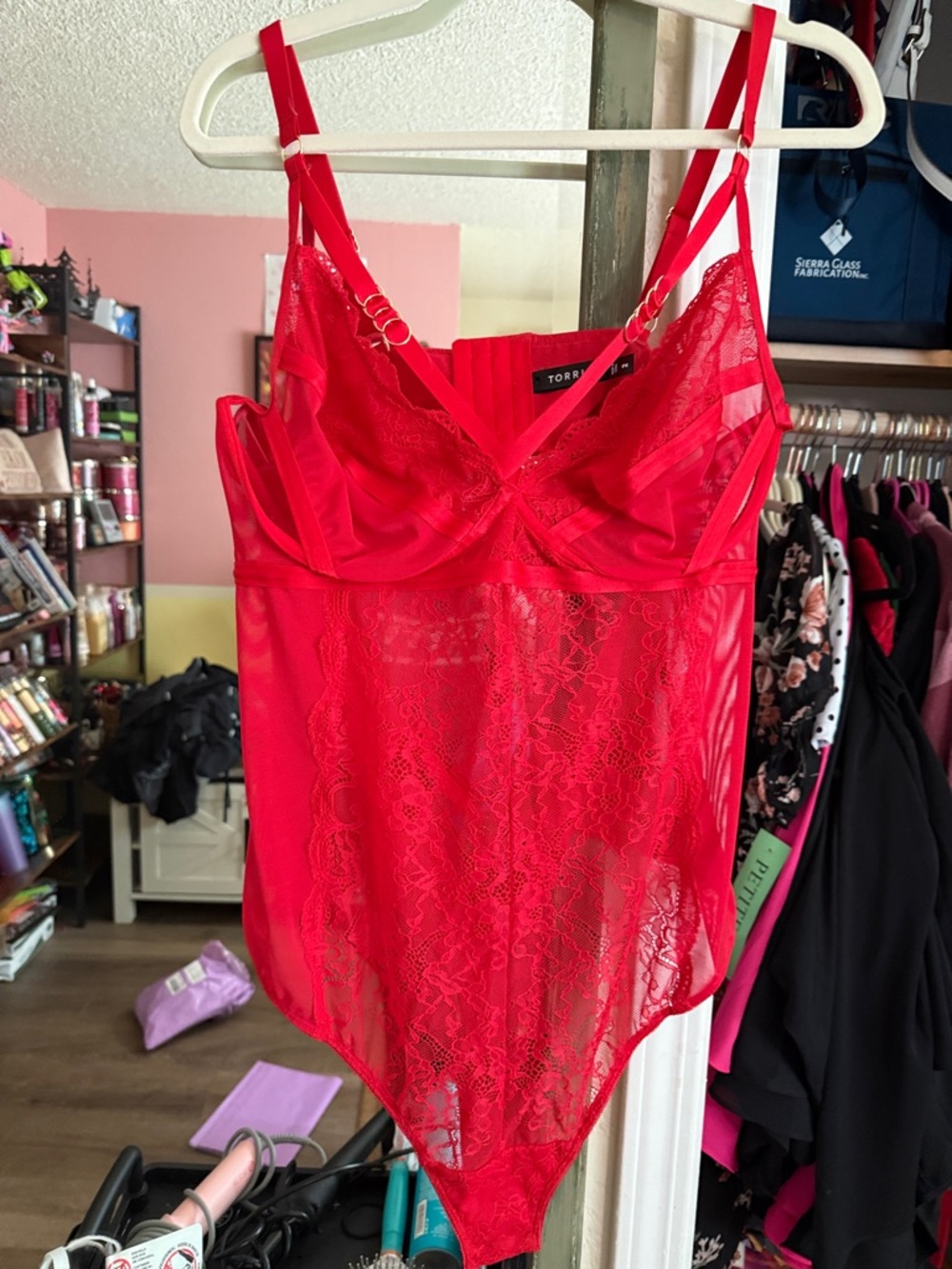 Torrid Red Lace Bodysuit thong with gold accents size 2 NWOT 808